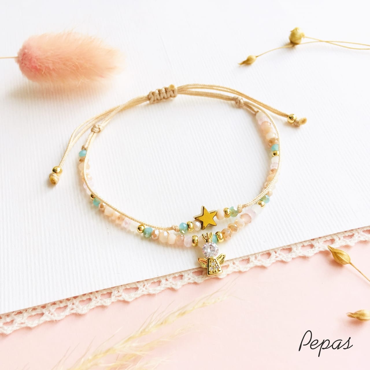 Pulsera de Muranos con Dije de Ángel