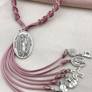 Bendicionario con Medalla de Virgen de Guadalupe