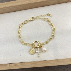 Pulsera de Eslabones con Medalla de San Benito, Cruz y Perla